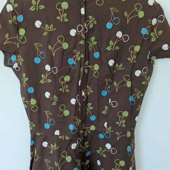 Elegant Blue Midi Dress with Cherry Pattern - Picture 4 of 6